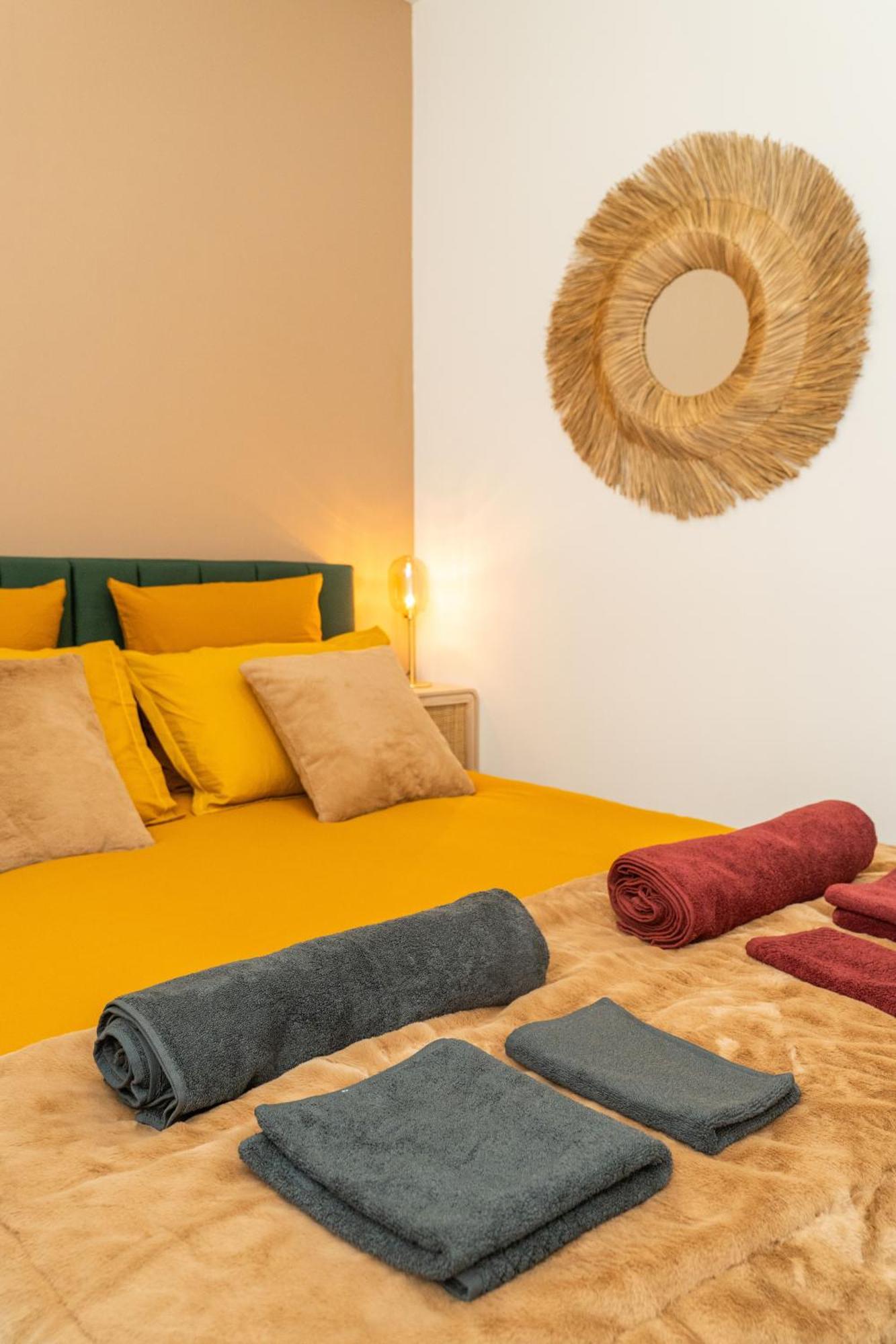 Appartement Typique Hyper Centre Albi - Neuf Premium - Parking Gratuit Bagian luar foto